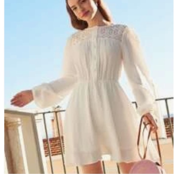 Contrast Lace Front Button Dress - Picture 2 of 2